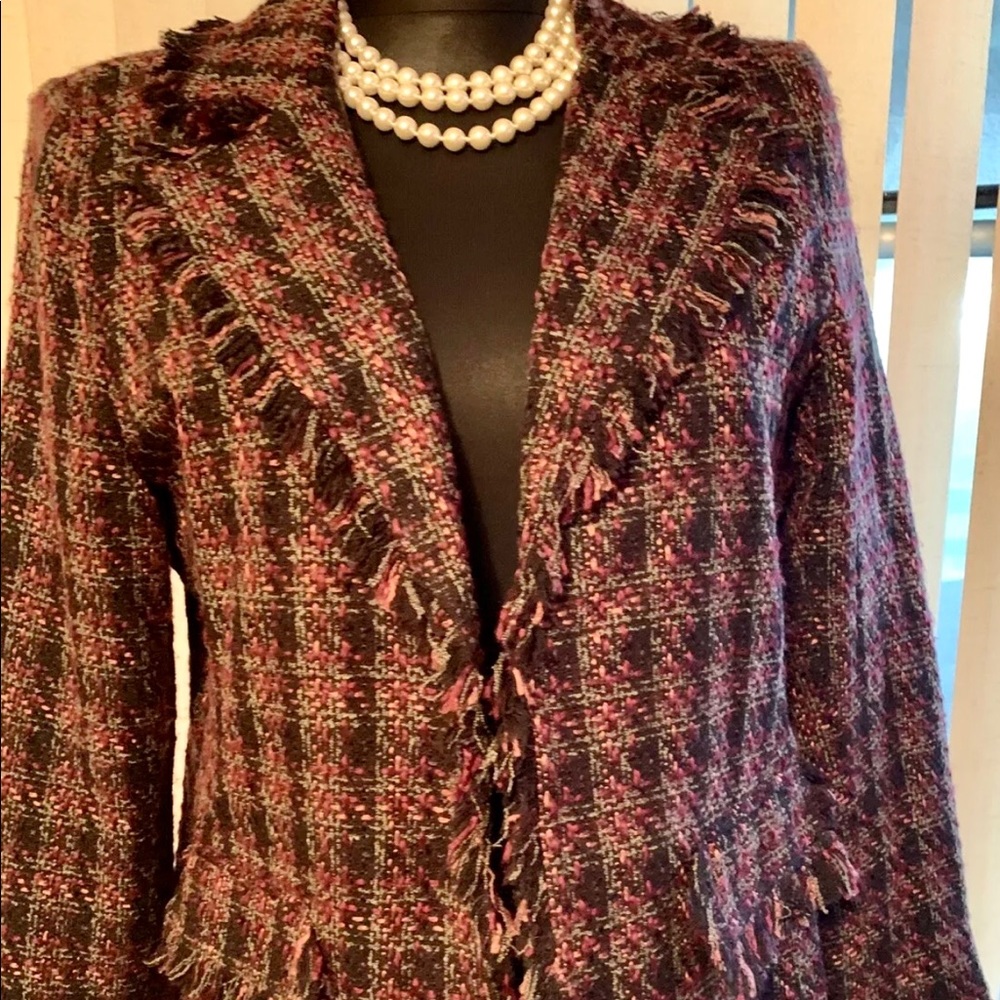 French Coco Style Tweed Jacket in Pink & Burgundy Tweed.  Size 8 Investments.